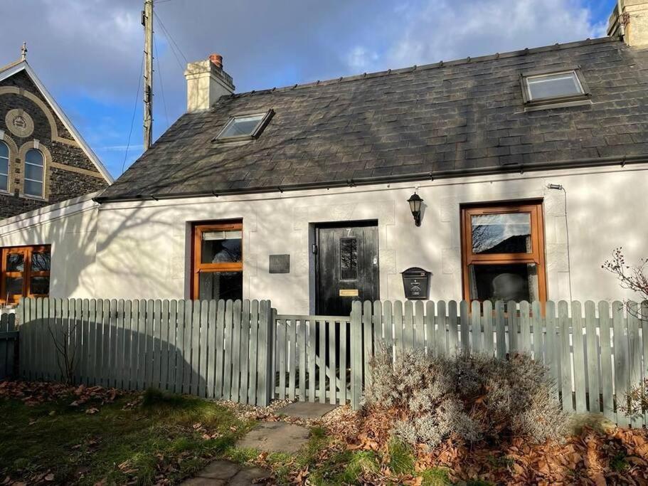 Traditional Stone Cottage In Heart Of The Village Llangwm  Exterior photo